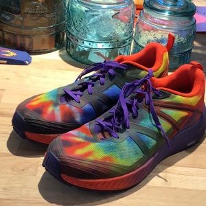 Salomon Odyssey triple crown magic women’s Shoes 9 1/2